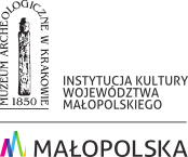Logo Muzeum Archeologicznego w Krakowie z Światowidem nad Logo Małopolska