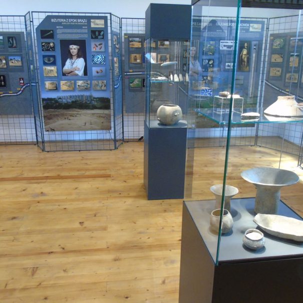 Fragment ekspozycji "Archeologiczna ASutostrada" w Oddziale Nowa Huta Branice