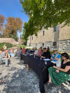 Narodowe czytanie w Ogrodach Muzeum Archeologicznego